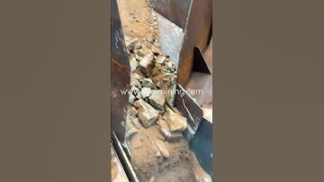 As a primary crushing equipment, how does the jaw crusher work?