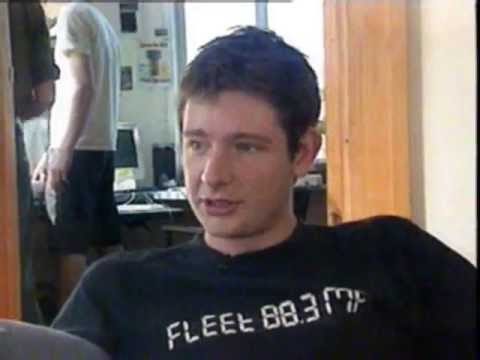       2004