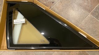 Mustang repro quarter window:  How to add MUSTANG script with vinyl decals