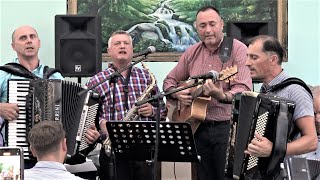 Download Lagu Întâlnirea Cântăreților -Vălani de Pomezeu -Bihor  *Grupul de la Ineu* MP3