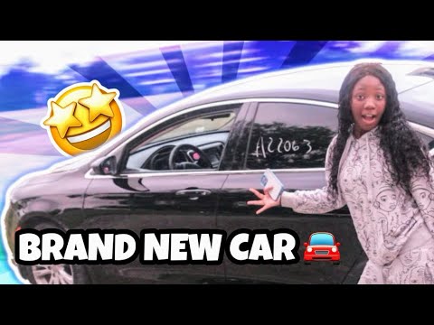 I BOUGHT MY DREAM CAR AT 18yr Old *Car tour* - YouTube