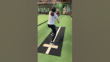 13U softball pitcher throwing fast, change, drop, and curve