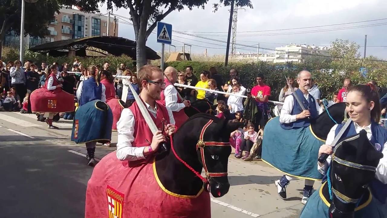 El Seguici Popular de Barcelona per Sant Simó a Mataró - Ball dels Cavallets Cotoners de Barcelona