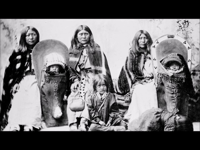 Beautiful Native-American Women of The 1800s - United States class=