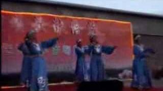 Daur Folk Dance Dawo Er Zu Traditional Minority China People