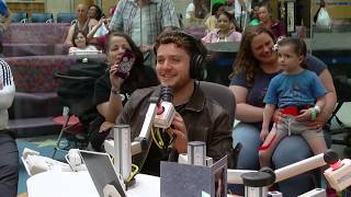 Bazzi Visits Patients at Children's Hopsital of Philadelphia