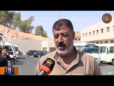 فترات إنتظار طويلة يعاني منها مستخدمو النقل العام خط عمان الطفيلة