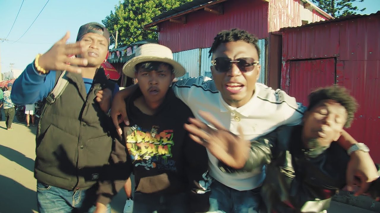 MIJAH - SADY MANDIHY NO MIASA SAINA (STREET VIDEO 2025)