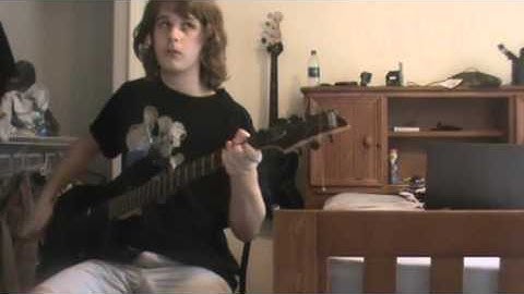 Digitech Whammy DT demo part 5 - Drop tune and momentary part (shift up part) (BAD VID)