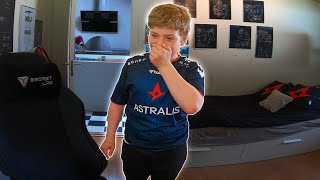 Gla1ve Surprising a Fan With His Dream Gaming Setup