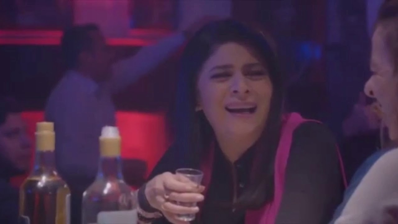 Bloopers Victoria ruffo CAC