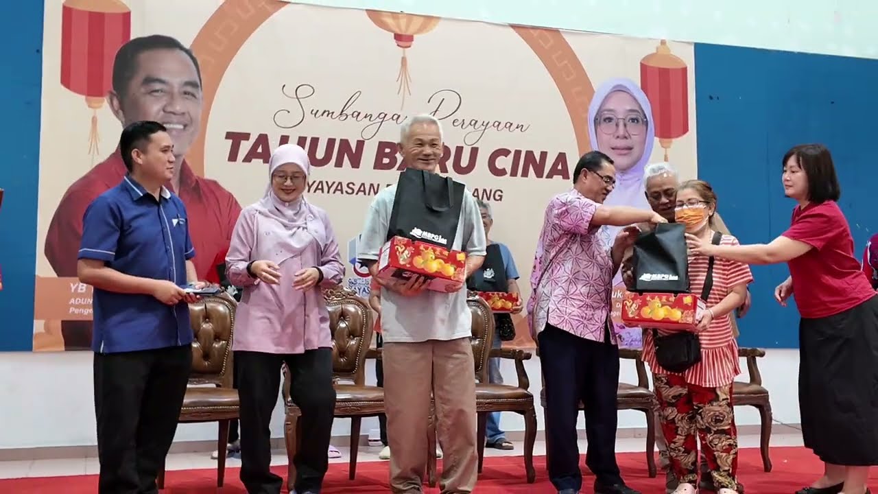 Sesi Penyerahan Sumbangan Tahun Baru Cina 2026