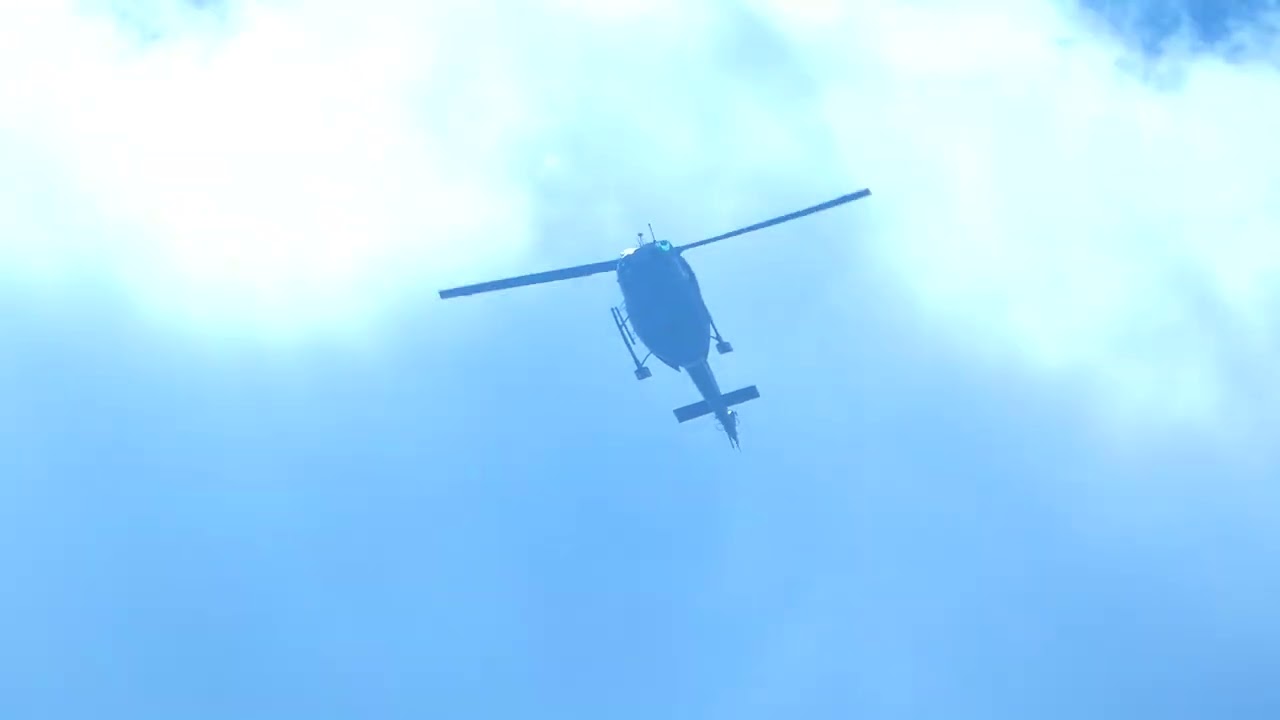 LOUDEST ROTOR BLADE SLAP EVER!! NYPD Bell 212 aka UH-1 Huey flying over at 2,900 ft