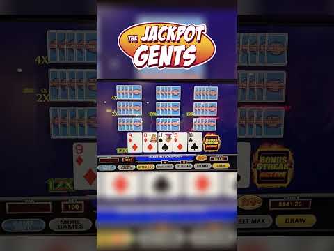 A big hand outta nowhere! 🤑 Just when we needed it too!  #videopoker #casinos