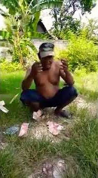 Ya Allah Kulo Nyuwun Arta. Ya Allah Saya Minta Uang Jatuh dari Langit