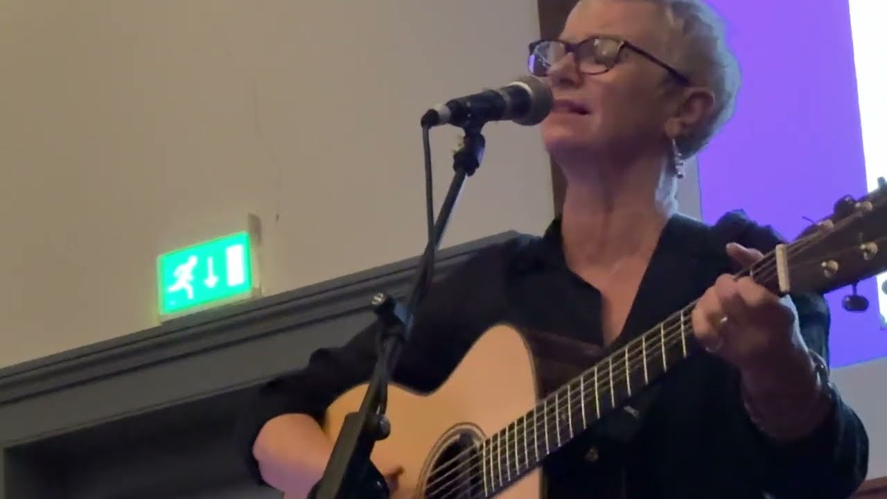 Christine Collister - 06-06-2025 / Roots aan de Zaan - Warm Love Gone Cold