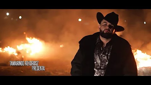 Carin Leon - El Malo (Video Oficial)