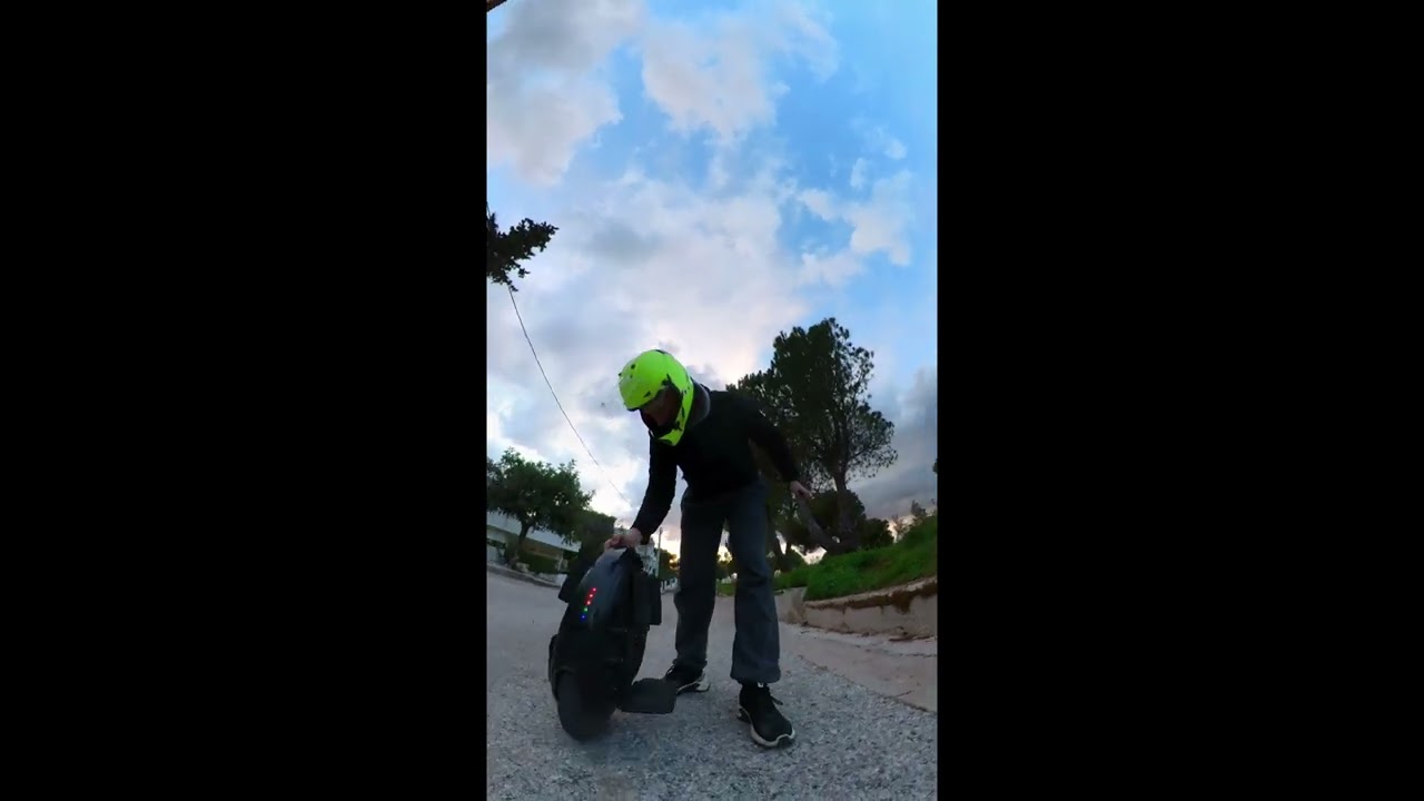 electric unicycle death wobble Greek Style mcm5 cant save this! YouTube