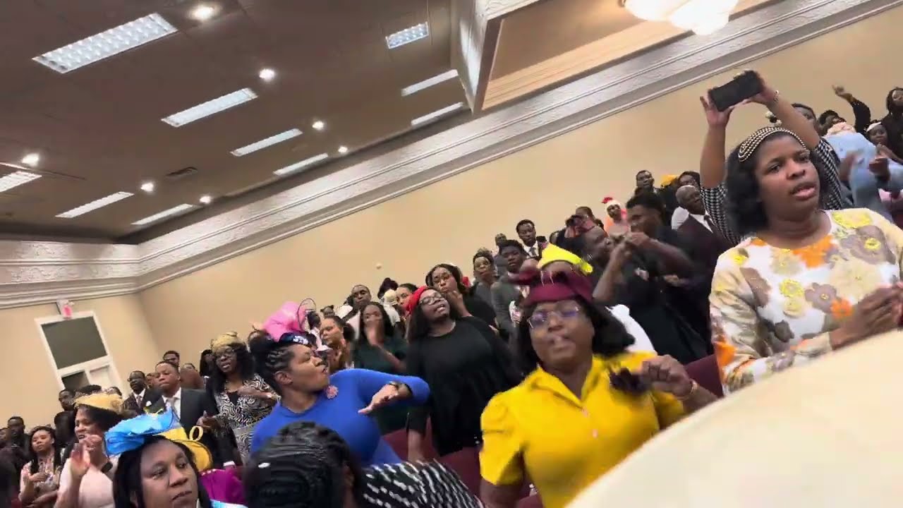 Worship at MZAC Toronto