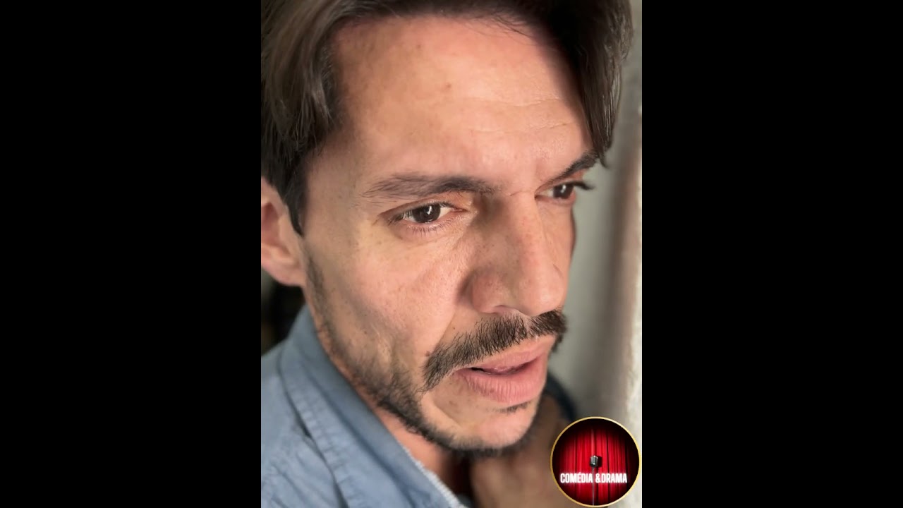 Ele chegou de mãos vazias e sem presentes e sua família o fez passar por isso