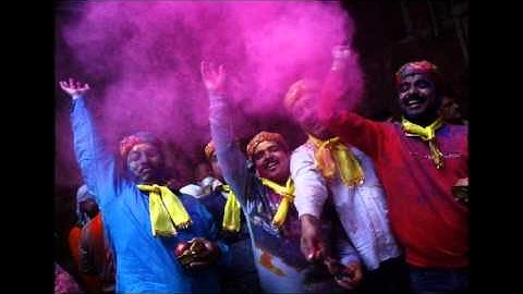 Lễ hội sắc màu by Phương Thanh Nguyễn