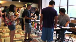 Freshmen Move-In 2012