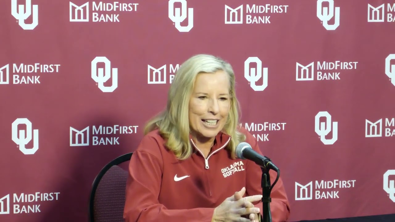 Софтбольная команда Оклахомы: День общения с прессой с участием Пэтти Гассо