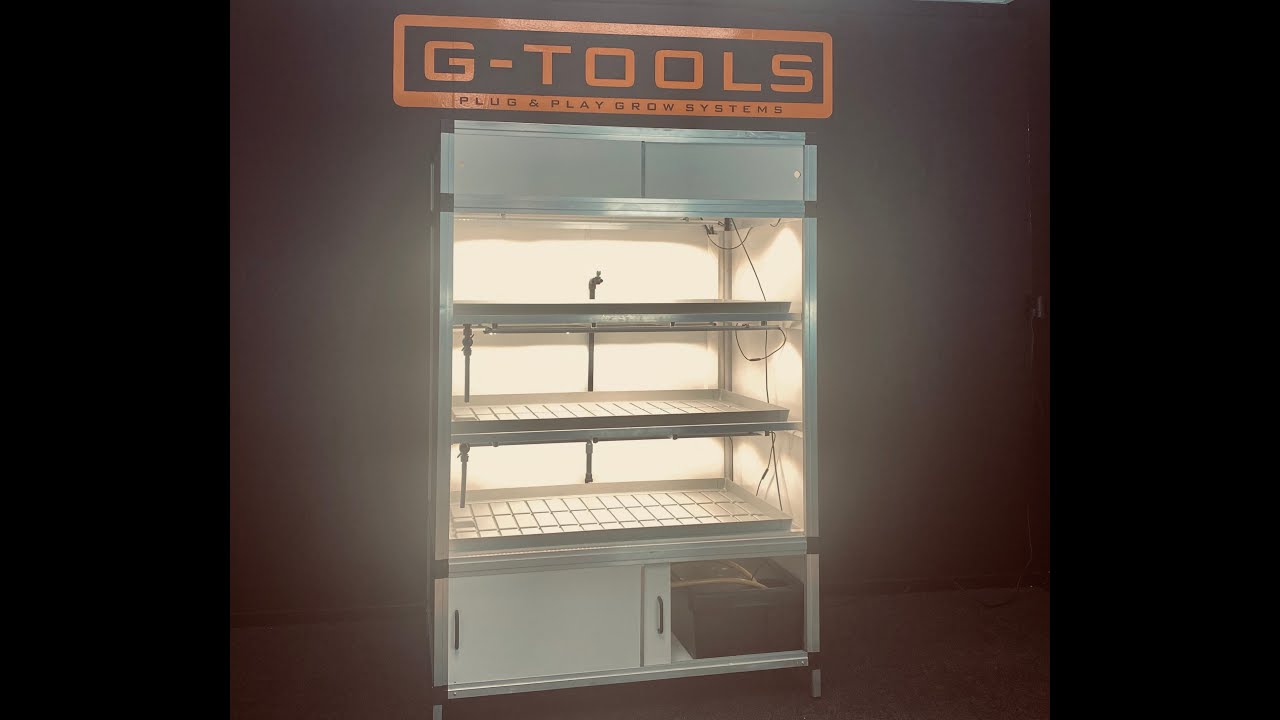 Nursery grow box for clones, seeds and microgreens