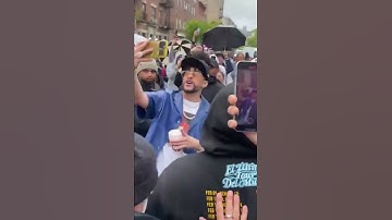 Thumbnail of Bad Bunny Grabando “Titi me pregunto” en las calles de New York 🔥