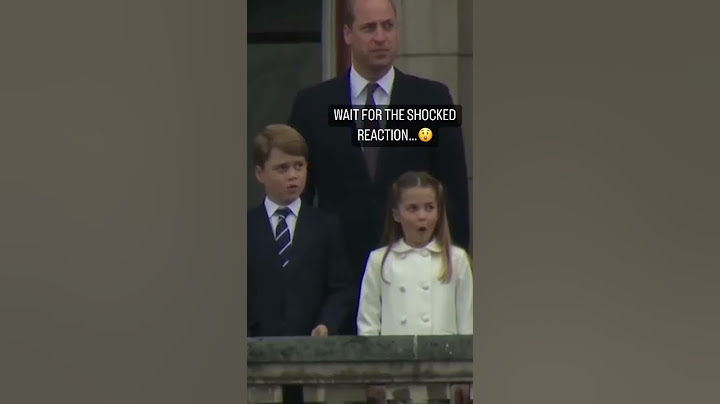 #Shorts The shocked reaction of Princess Charlotte as standing with bro Prince George #cambridges