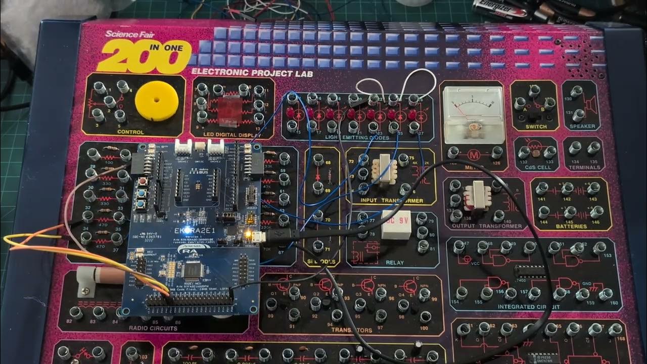 Extended 3 Bit Binary Counter LED Display-Renesas EK-RA2E1 Kit - YouTube