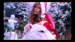 Video thumbnail of "MEROL - KERST MET DE FAM (official video)"