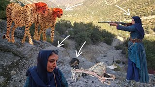 Download Lagu Esmat, leopards😱 and the pregnant sheep that was eaten in front of her eyes 🐑🏔️  MP3