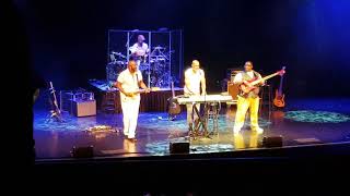 Brian McKnight -  some covers at HRL Orlando 8-30-18