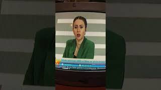 Qadın Düz Danışır Ərbaycan Çıvan Əşfetazərbaycan Əsfetdə Əsfetol Şfet