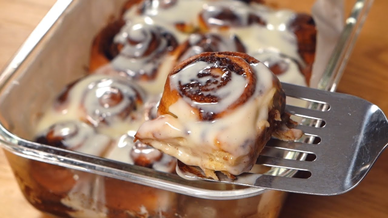 Cum faci cele mai pufoase Cinnamon Rolls acasă | Rețetă simplă și delicioasă.#cinnamonrolls