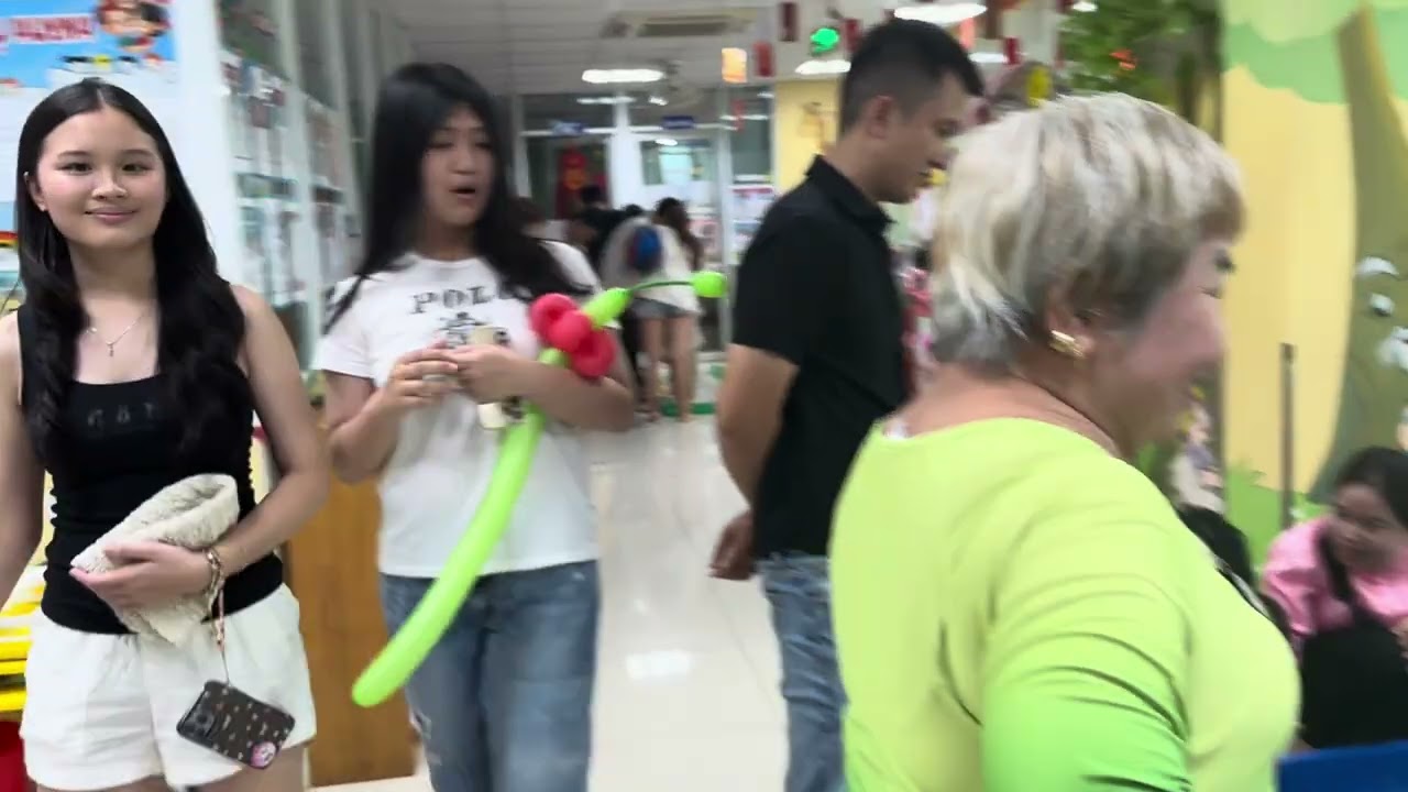 Hội xuân anh Ken và bé Shi 2025