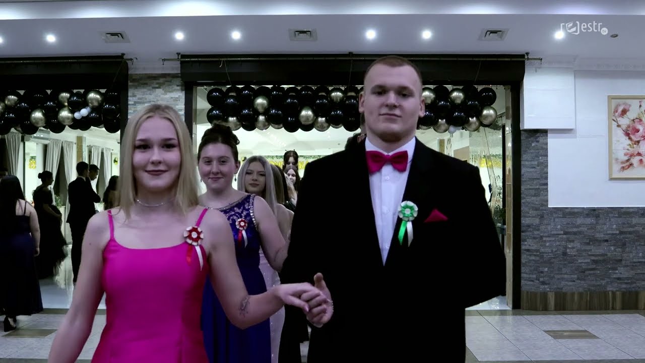 Bez komentarza: Studniówka 2025 ZSS we Włocławku - Polonez