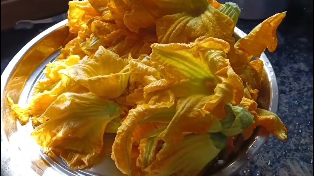 🌿କଖାରୁ ଫୁଲ ପିଠଉ ଆଜି ବନେଇଲି#cookingvideo#viralvideo#ranulifestylevlog 