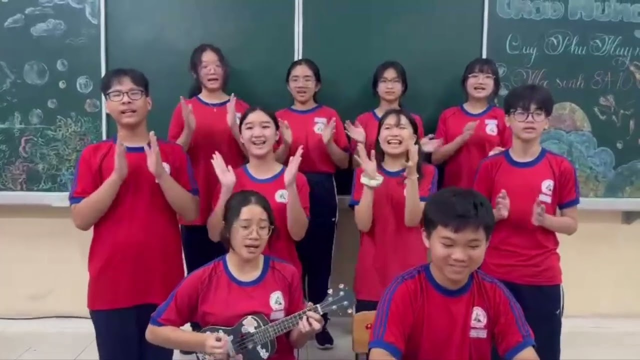 8A10 - tốp ca TẾT ĐÔNG ĐẦY