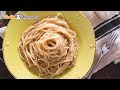 Spaghetti con le acciughe e il pangrattato