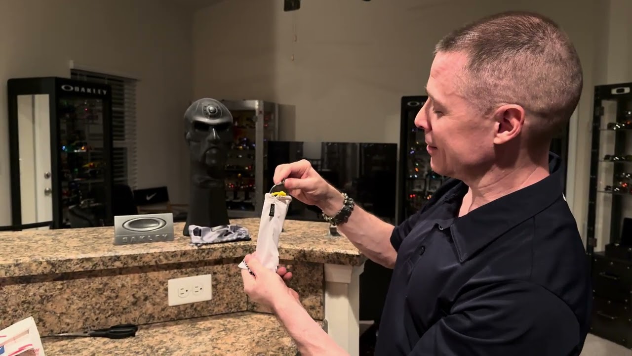 RARE OAKLEYS - UNBOXING two new pairs of X-Metals from Total O