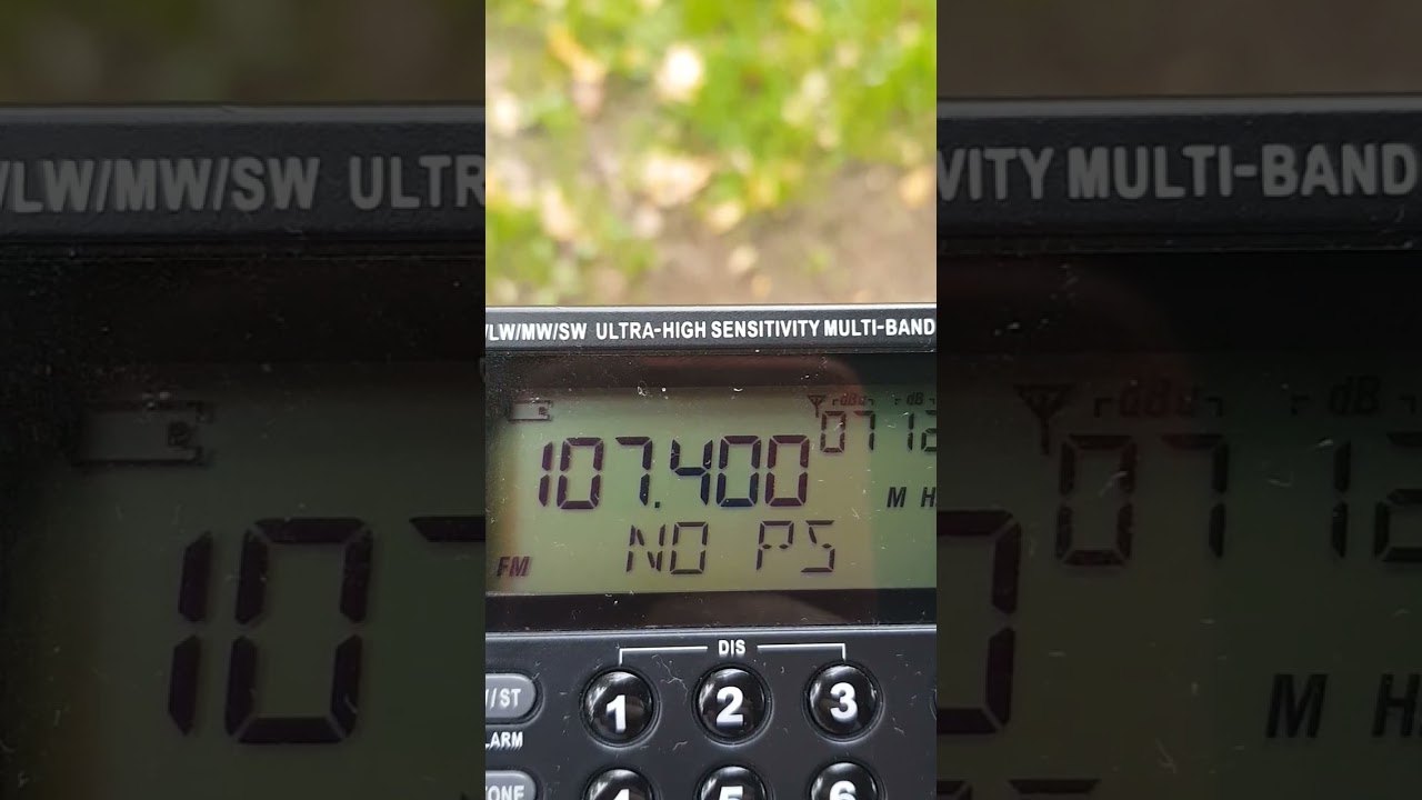 Newstalk 🇮🇪 via 625km tropo in County Oak Crawley 11/10/2025