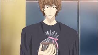 Yokozawa gave Kirishima chocolates for Valentine's