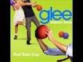 Glee Cast - Red Solo Cup (Canción Oficial HD)