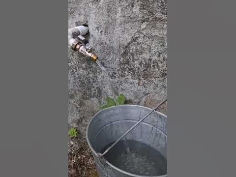 давление воды на даче - YouTube