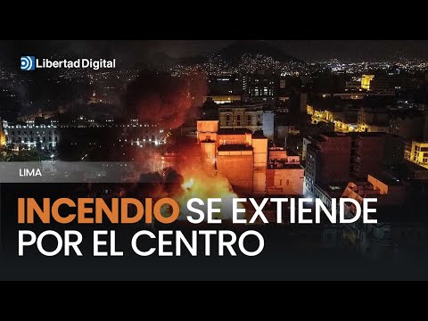 PERÚ | Los bomberos tardarán, mínimo, un día más en apagar el gran incendio de Lima