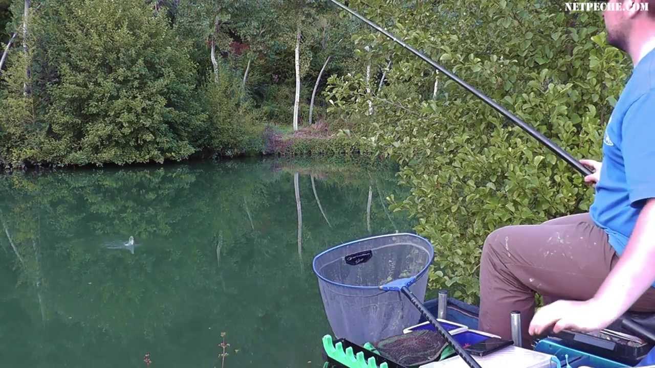 Pêche au coup en rivière avec le montage de ligne double bulk