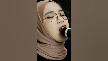 Hanya satu persinggahan -iklim (cover indah yastami)