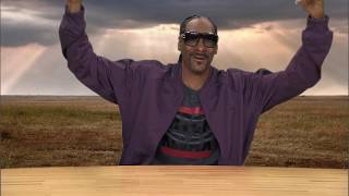 Snoop Dogg narating animal footage : Otter vs  Crocs